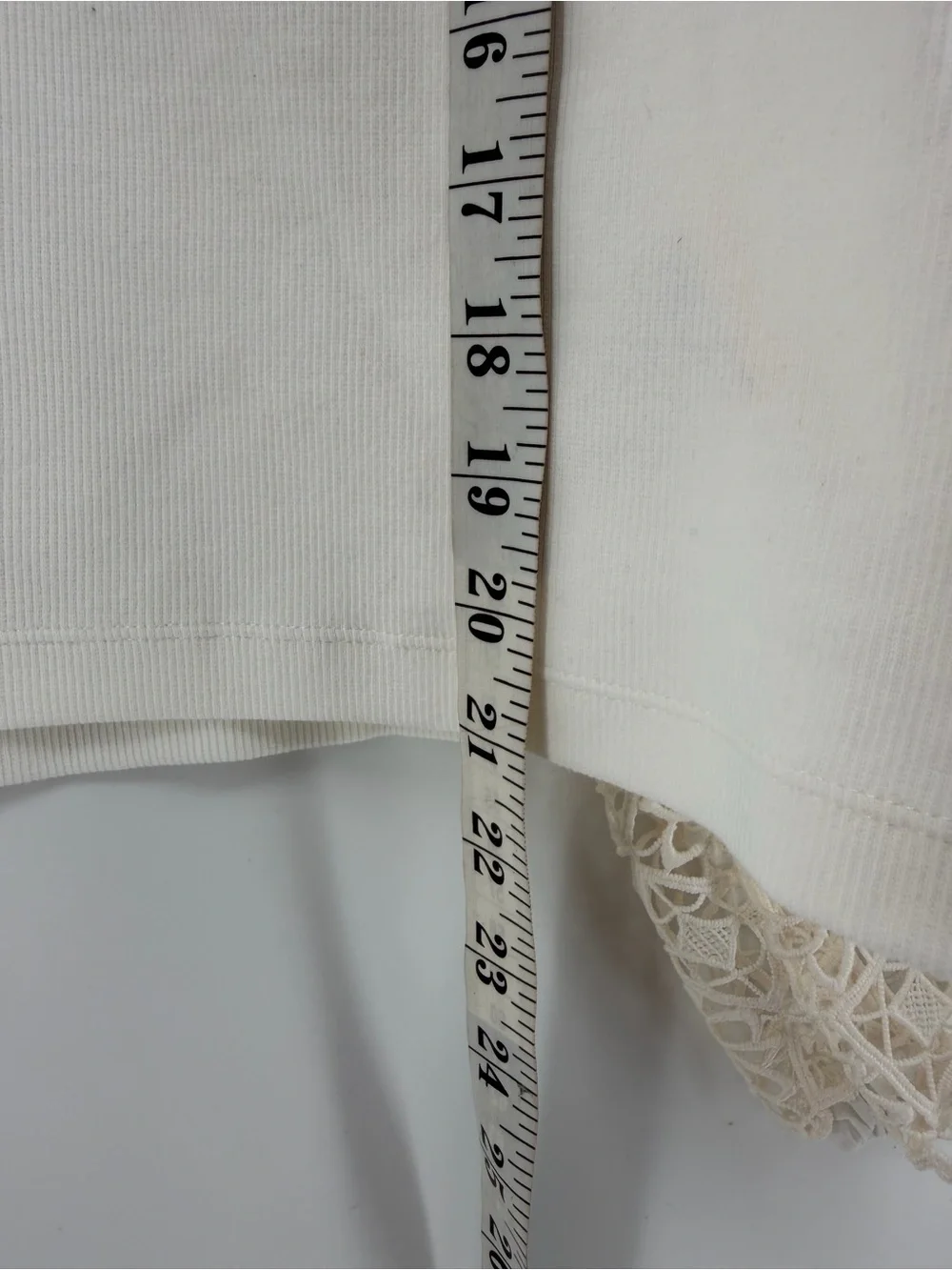 Maeve Anthropologie White Ribbed Knit Top Floral Lace Balloon Sleeve Size Small